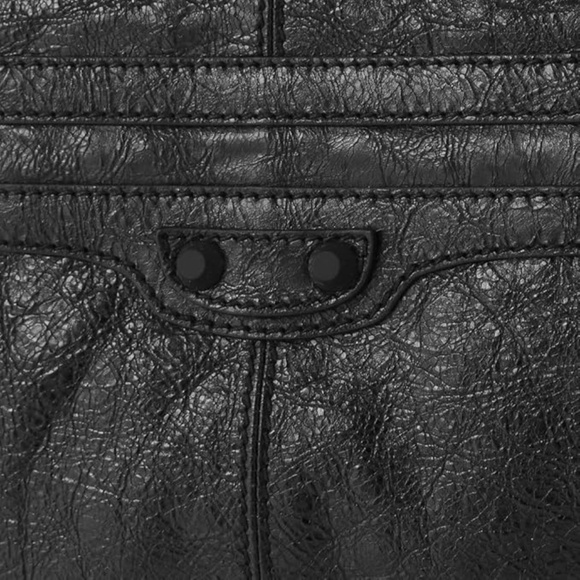 BALENCIAGA LEATHER POUCH - Picture 7 of 7